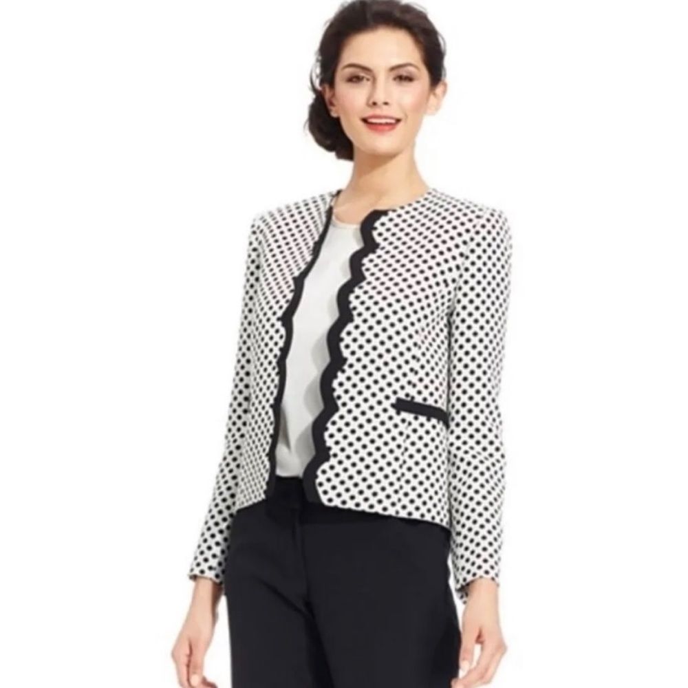Tahari Asl Black And White Polka Dot Scalloped Trim Open Blazer Rare, Size 10